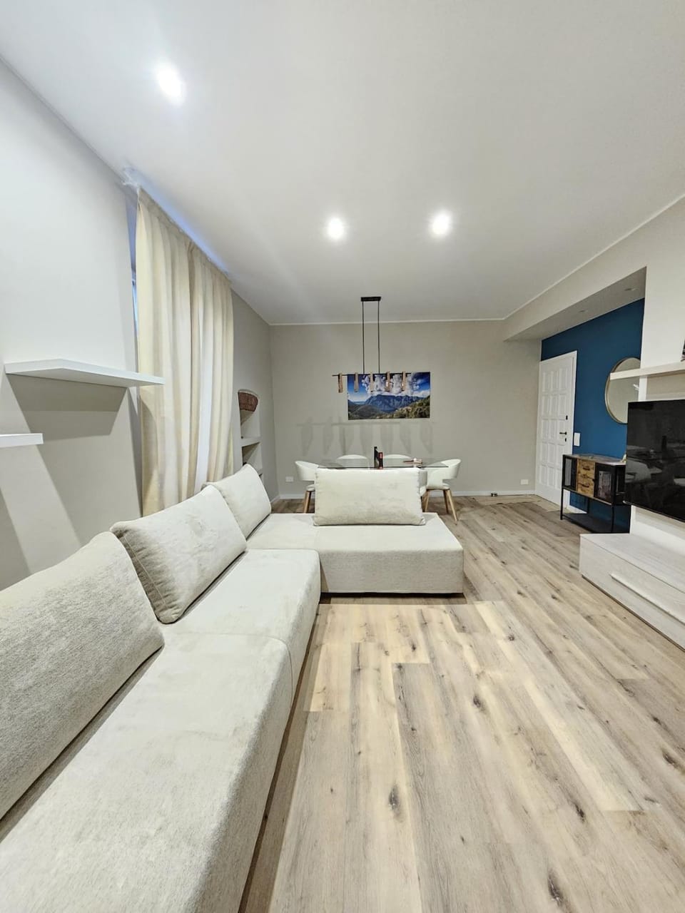 The Tower, Bellavita Como Apartment in Como