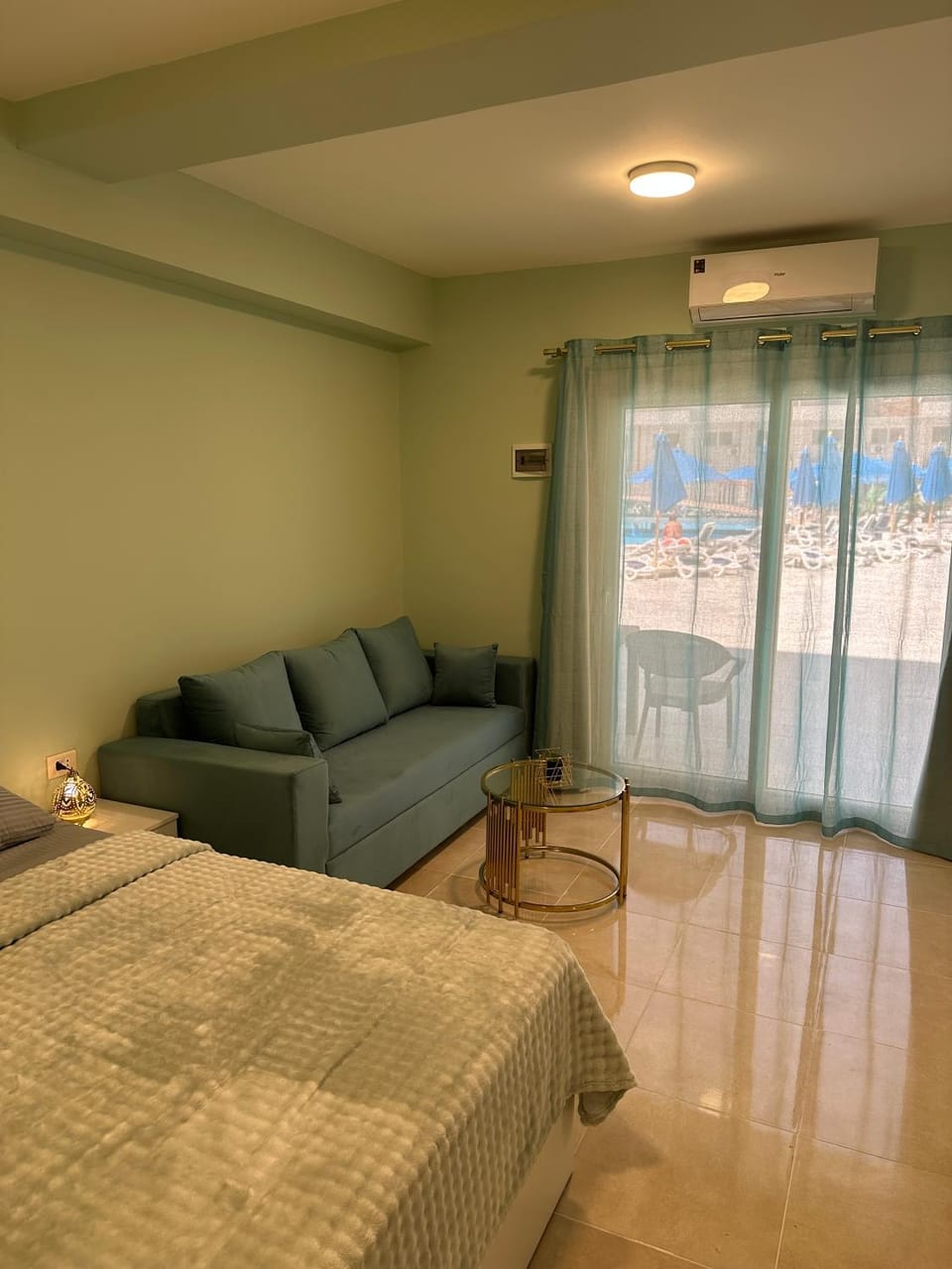 Seating area