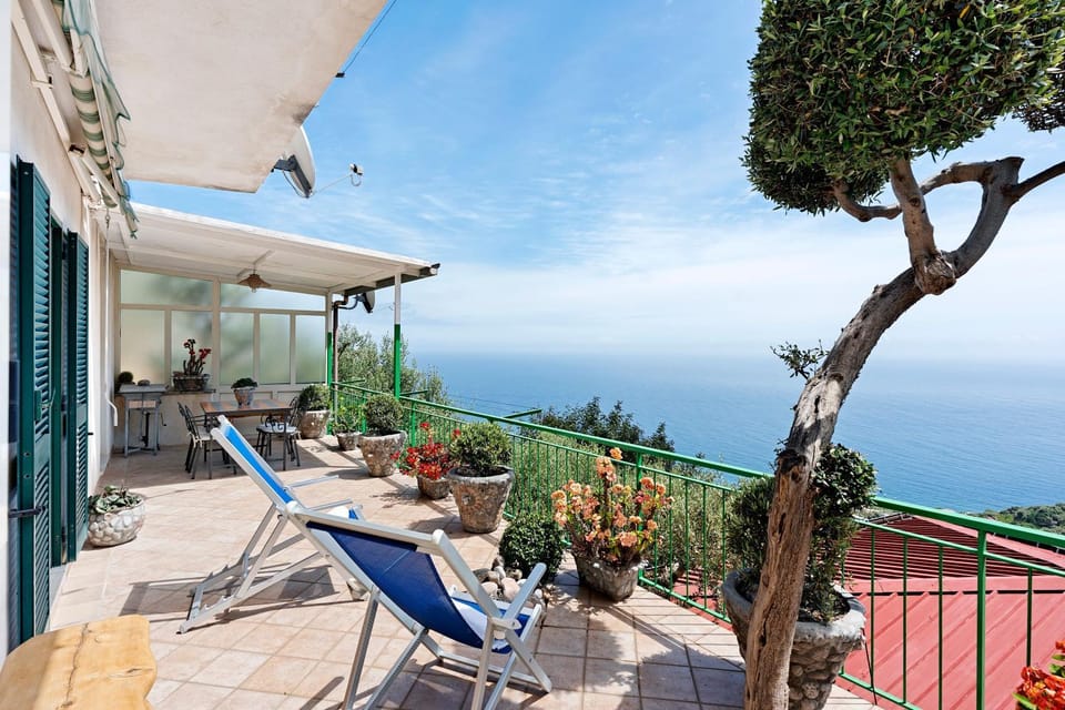 Ulivello House Sea View Apartment in Campania