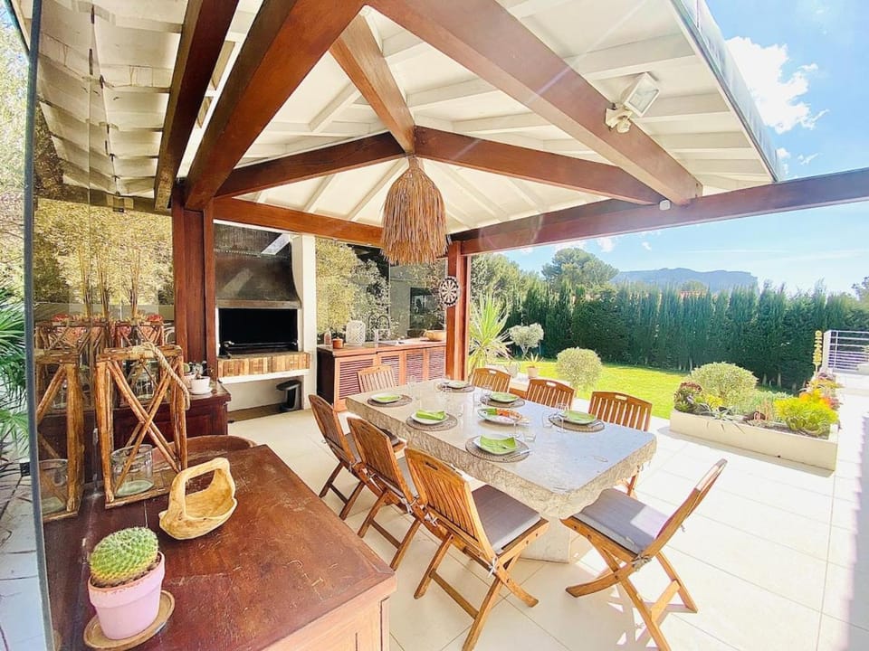 Villa Iconique et calme absolu pour 1 à 10 Personnes Villa in Cassis