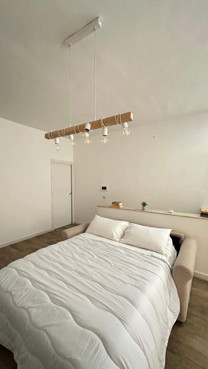 Bed, Living room