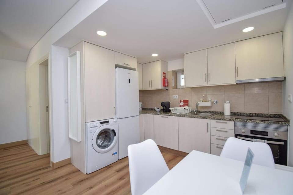Cozy Studio with Terrace - 800m from the beach Apartment in Lisbon District