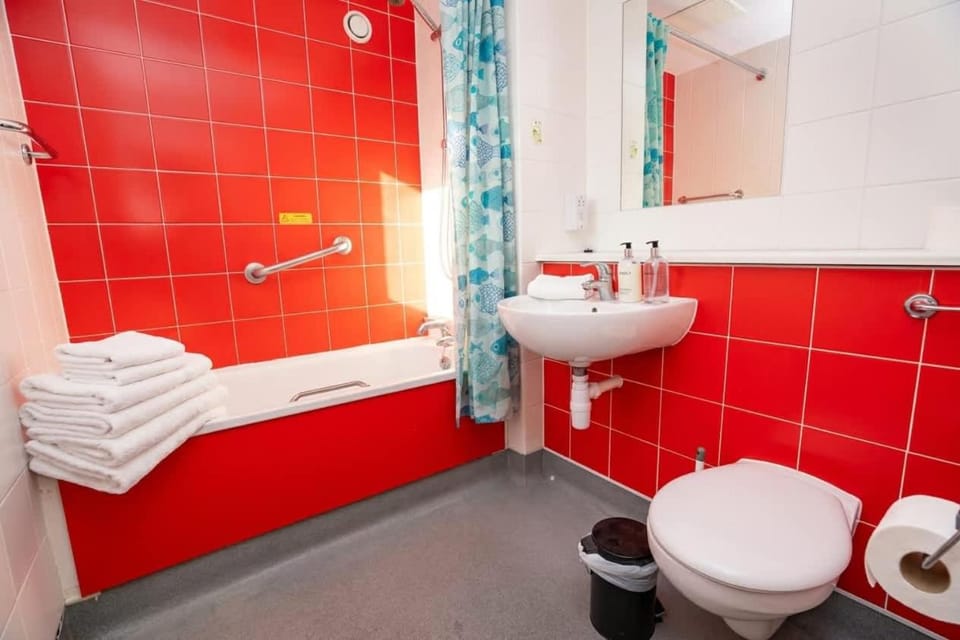 Budget En-suite Room in Coventry City Centre Inn in Coventry