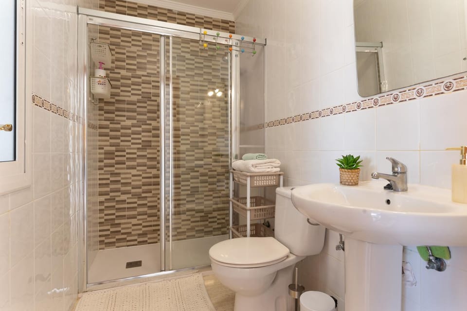 Bathroom, Living room