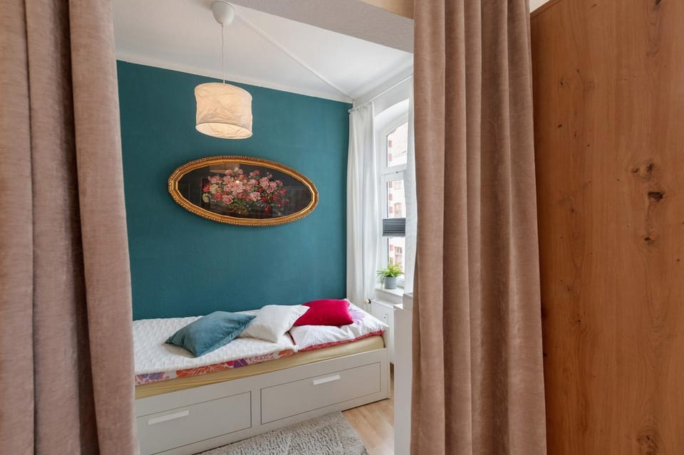 Living room, Bedroom