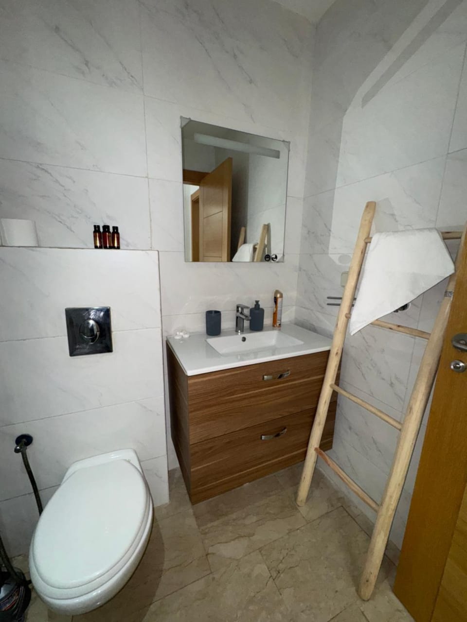Appartement avec piscine en centre ville Apartment in Agadir