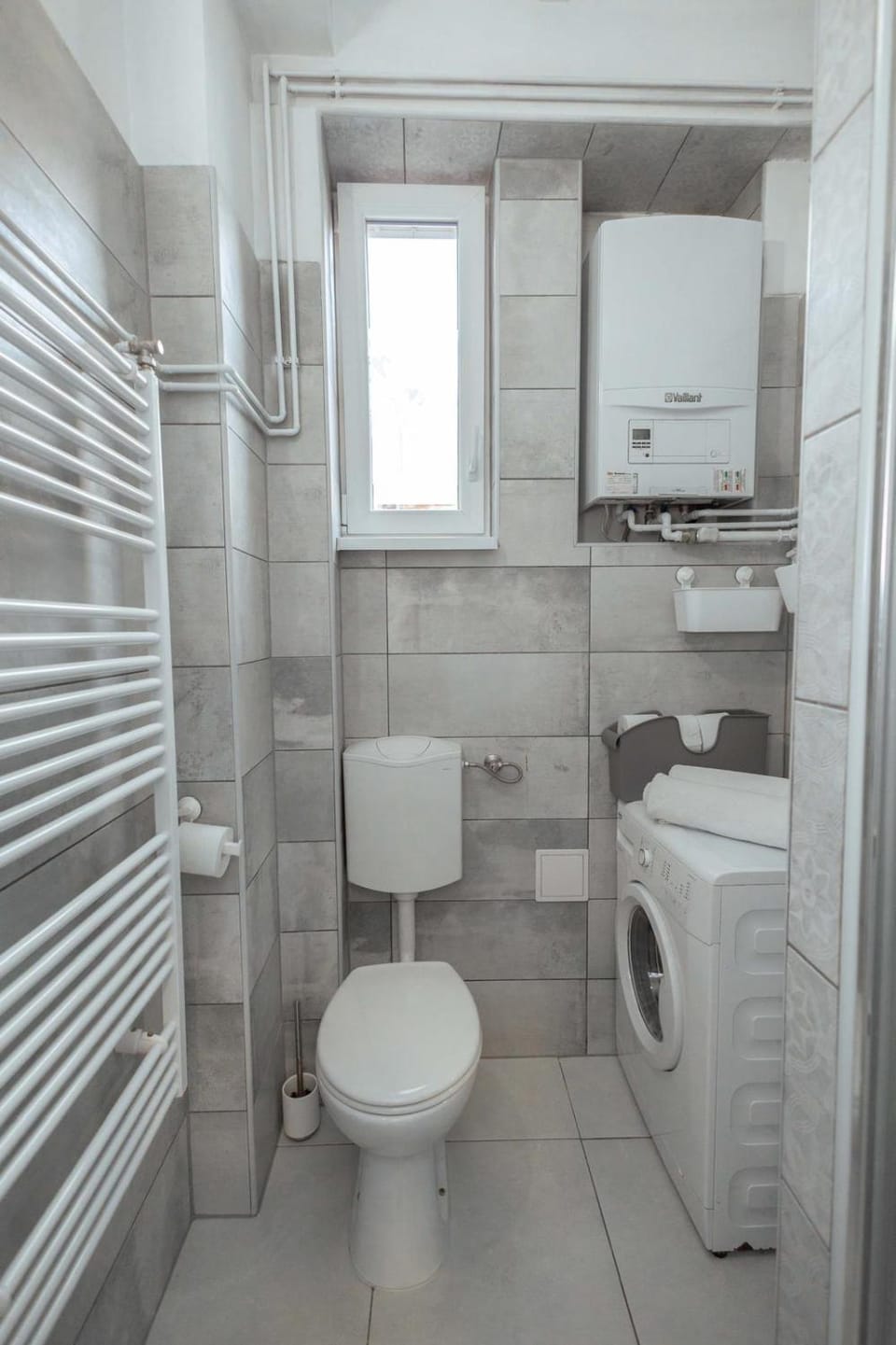 Shower, Toilet, Bathroom, washing machine