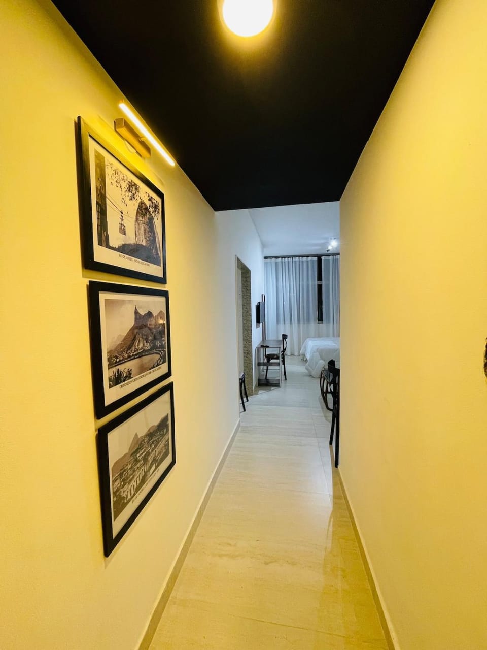305 Frente Metrô,Centro RJ, Cama quenn Apartment in Rio de Janeiro