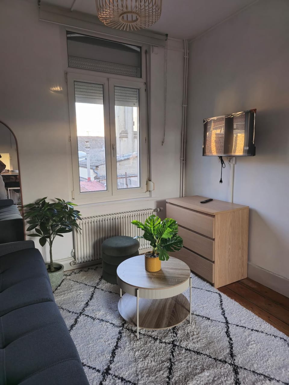 TV and multimedia, Seating area
