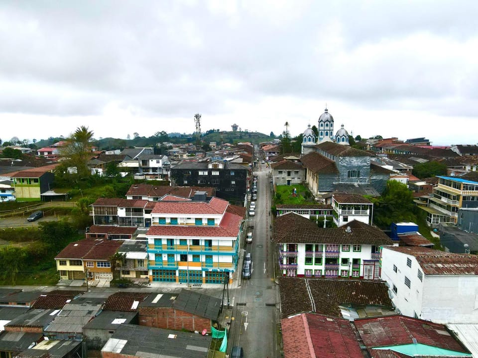 Property building, Day, Neighbourhood, Bird's eye view, City view, Landmark view, Street view, Location