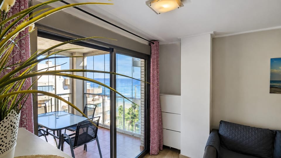 Natural landscape, View (from property/room), Balcony/Terrace, Living room, Seating area