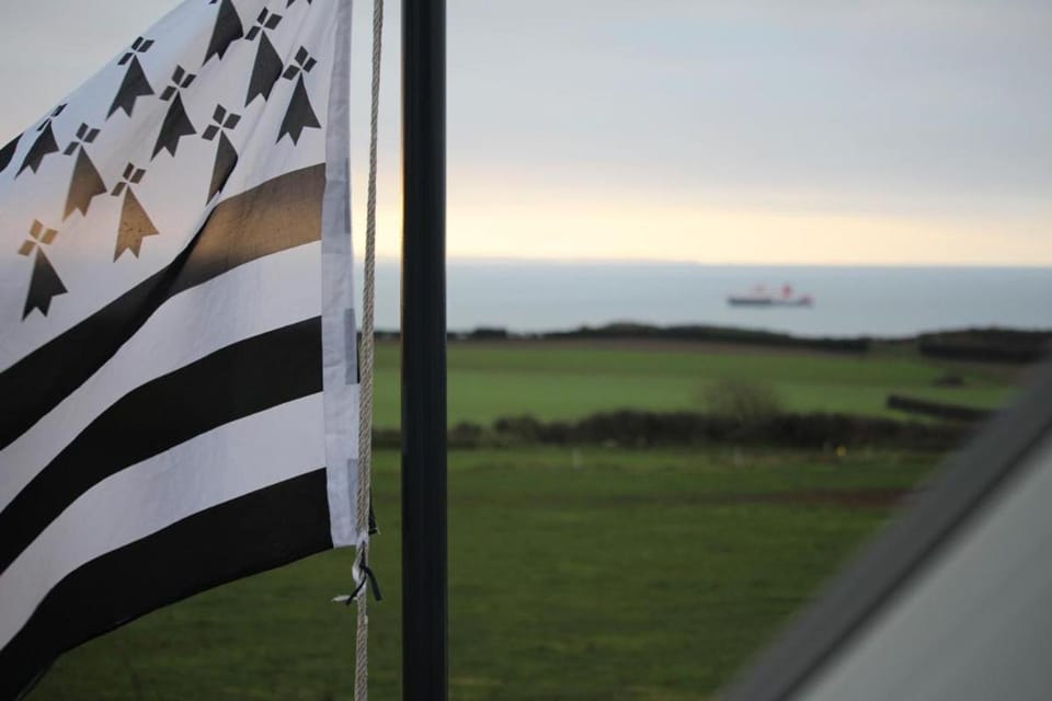 The house of the guardians of the Ocean with spa - gite plougonvelin House in Plougonvelin