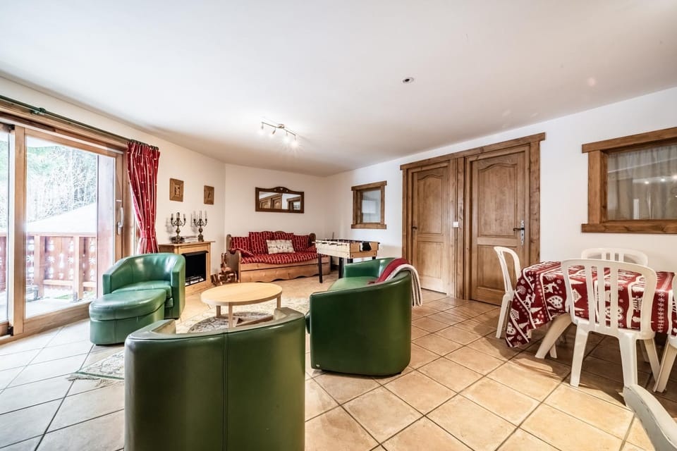 Property building, Living room