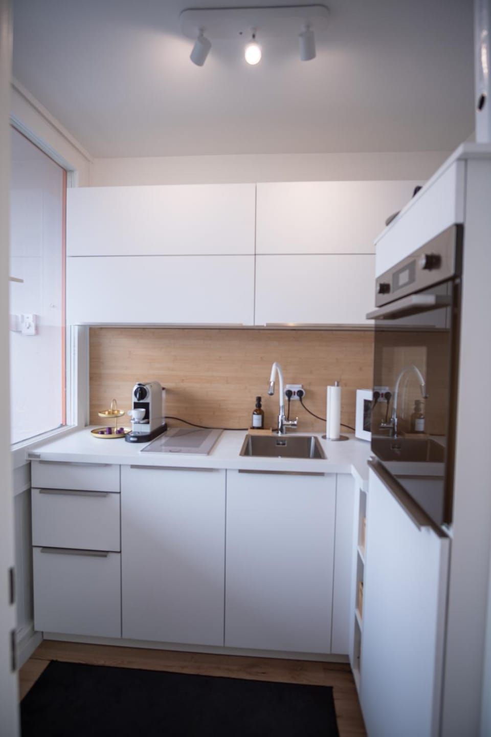 Cozy apartment with pool I U-Bahn Apartment in Munich