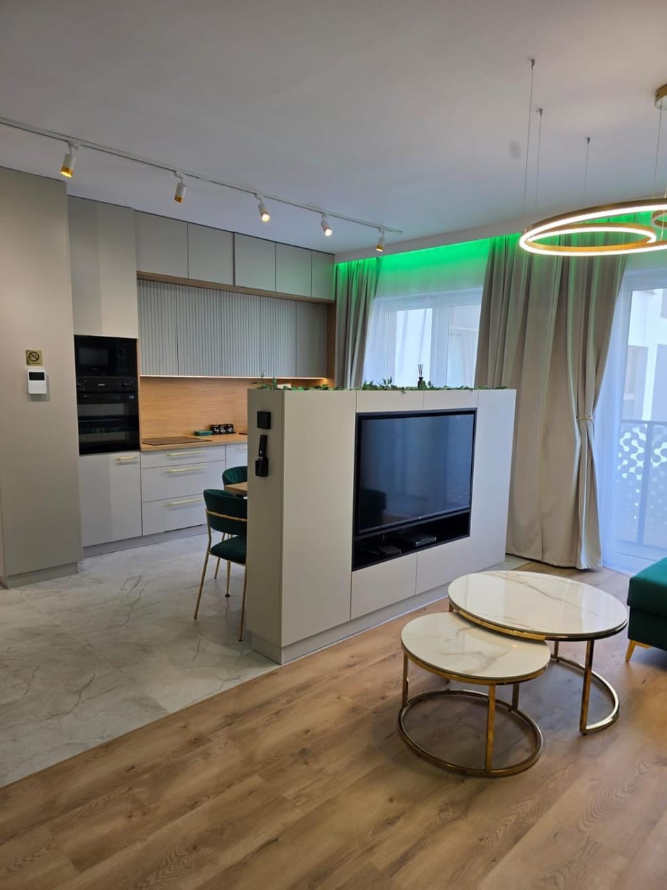Golden Forest Apartment Apartment in Warsaw