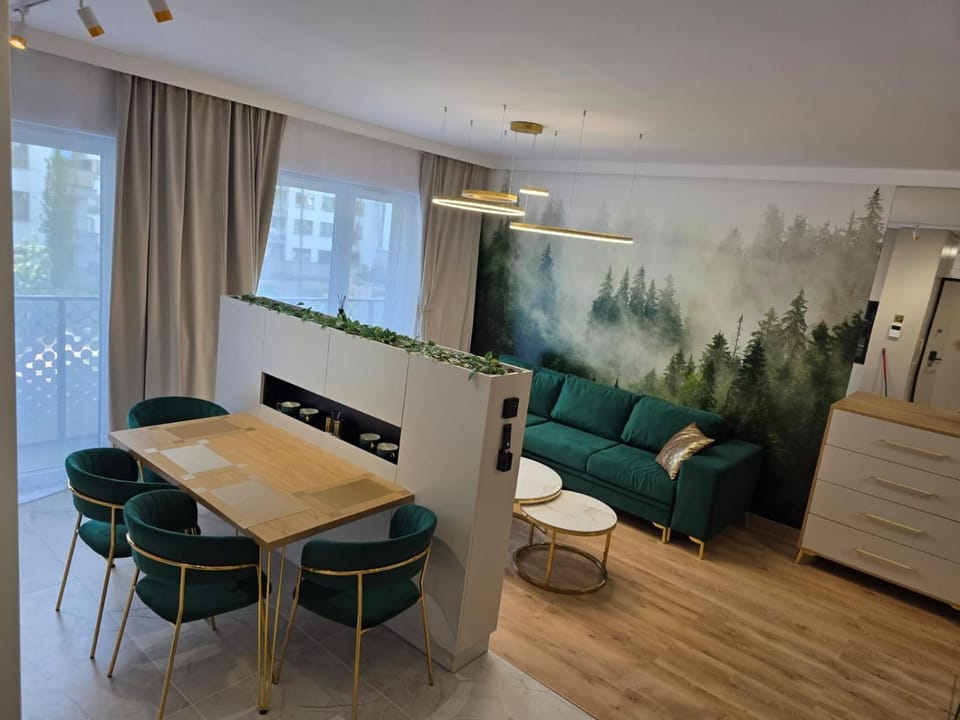 Golden Forest Apartment Apartment in Warsaw