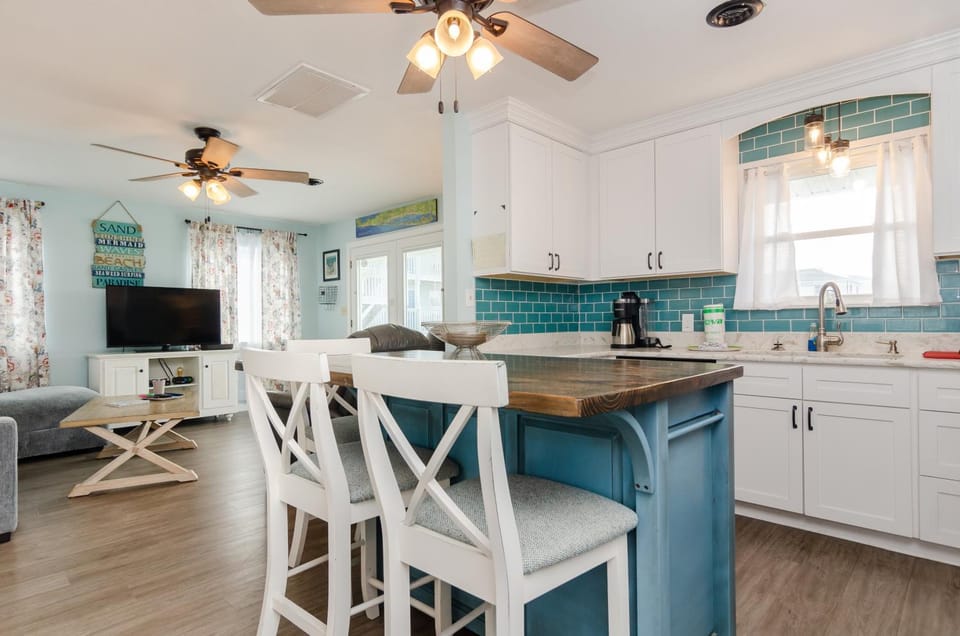 Settle Up by Bryant Real Estate House in Carolina Beach