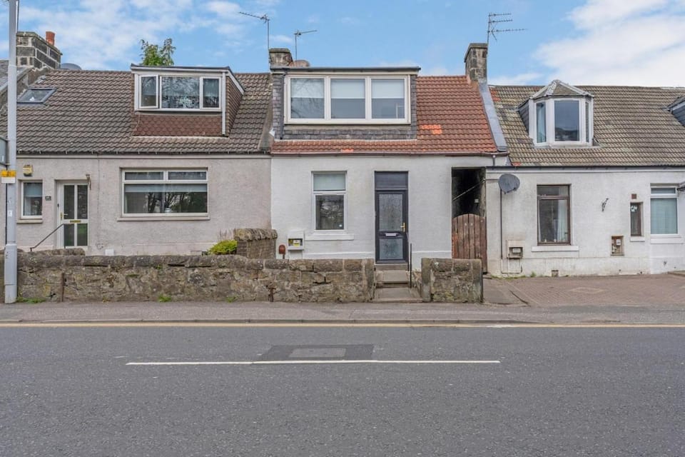 Appin House -Cosy 2 bed house in Dunfermline Apartment in Dunfermline