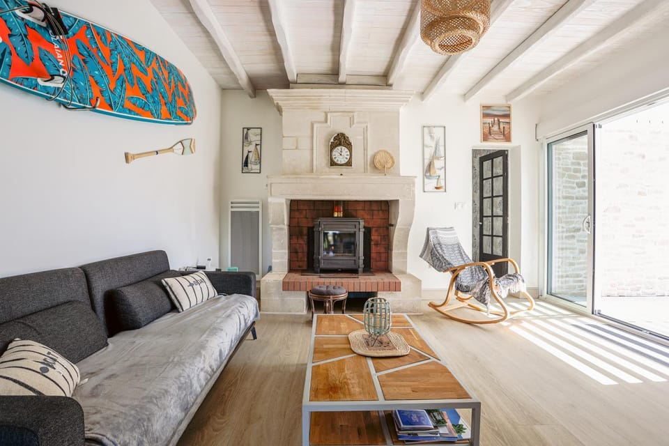Property building, Living room