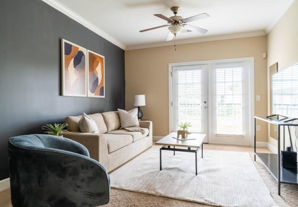 The Greensboro Vibe 8715 Apartment in Greensboro