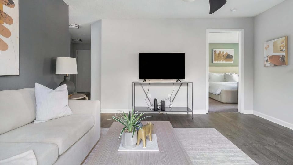 The Durham II Vibe 8725 Apartment in Durham