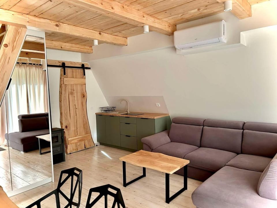 Owczarzówka Nature lodge in Lesser Poland Voivodeship