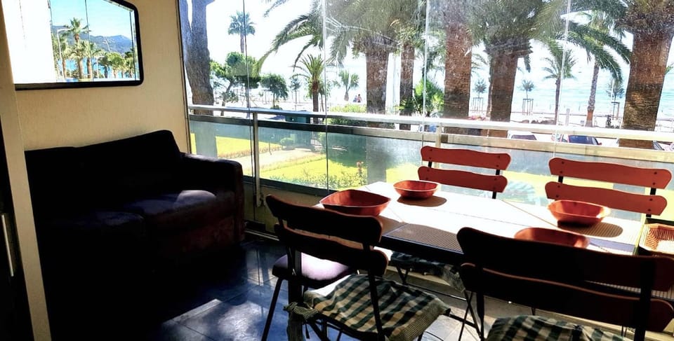 Balcony/Terrace, Dining area