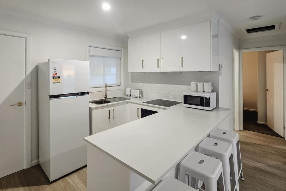 Central Wagga Workers Pad 1 Apartment in North Wagga Wagga