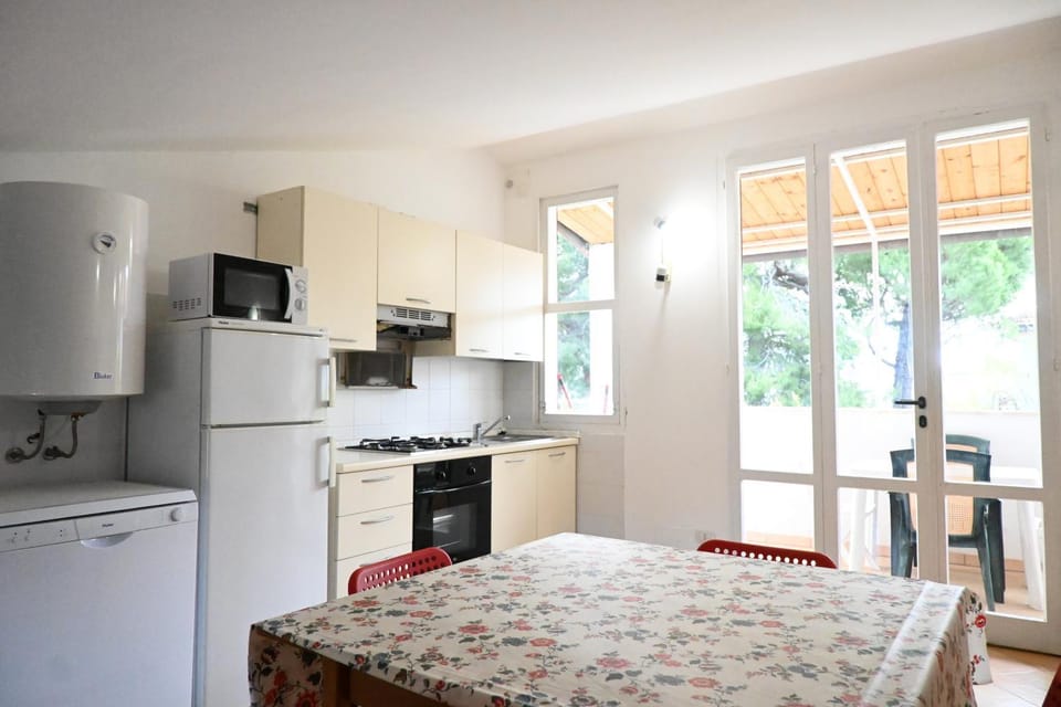 M437 - Marcelli, bilocale con aria condizionata Apartment in Marcelli