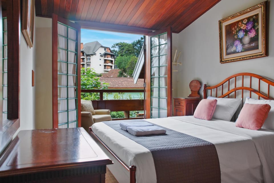 Bed, View (from property/room), Balcony/Terrace, Photo of the whole room, Bedroom