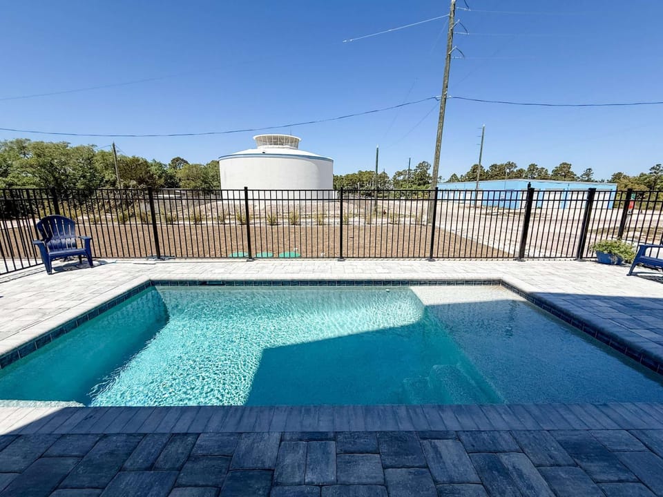 Serenity by the Sea St George Island Pool Home House in Saint George Island
