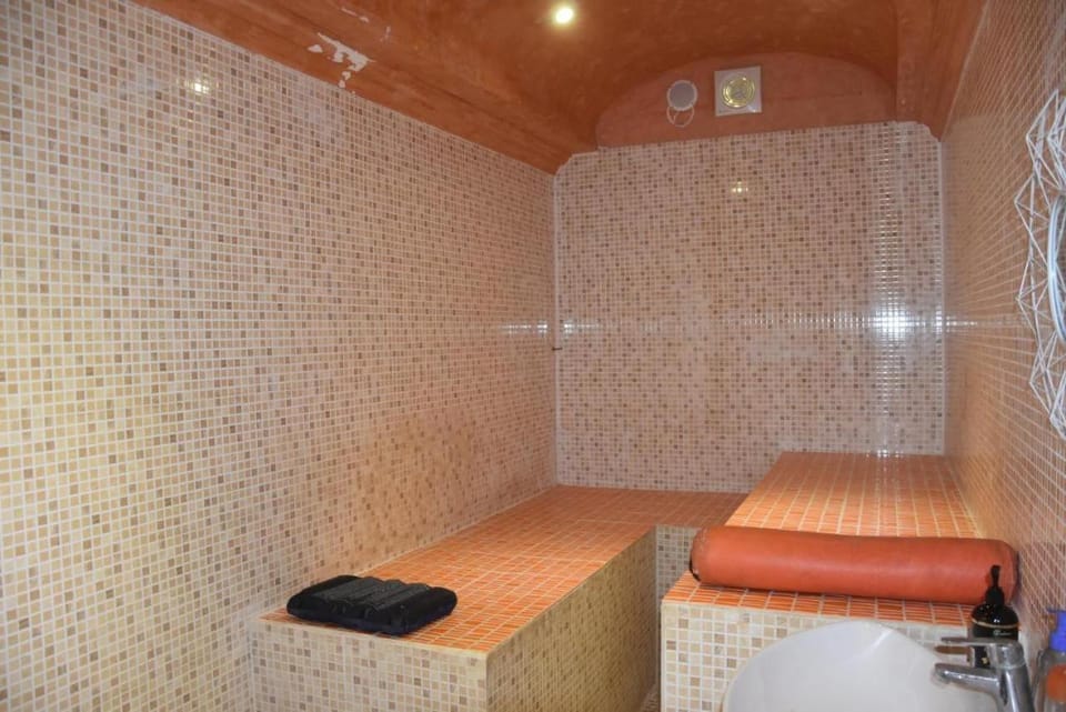 Gites d'Arles Bungalow T1 BIS House in Grande-Terre, Guadeloupe