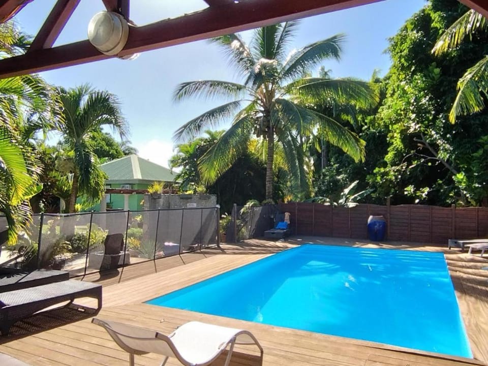 Gites d'Arles Bungalow T1 BIS House in Grande-Terre, Guadeloupe