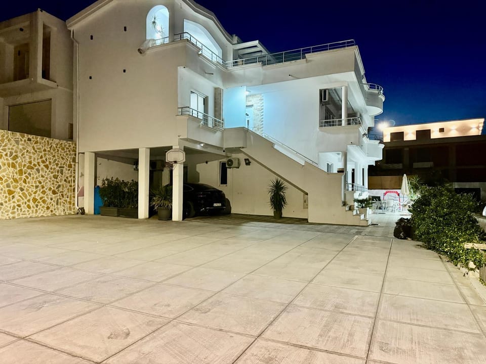 LuxuryHomeUlcinj2 House in Ulcinj Municipality