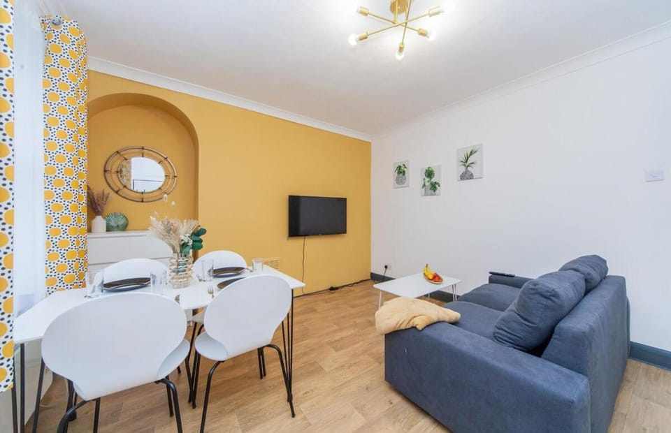 Newly renovated, bright and stylish flat Apartment in Spalding