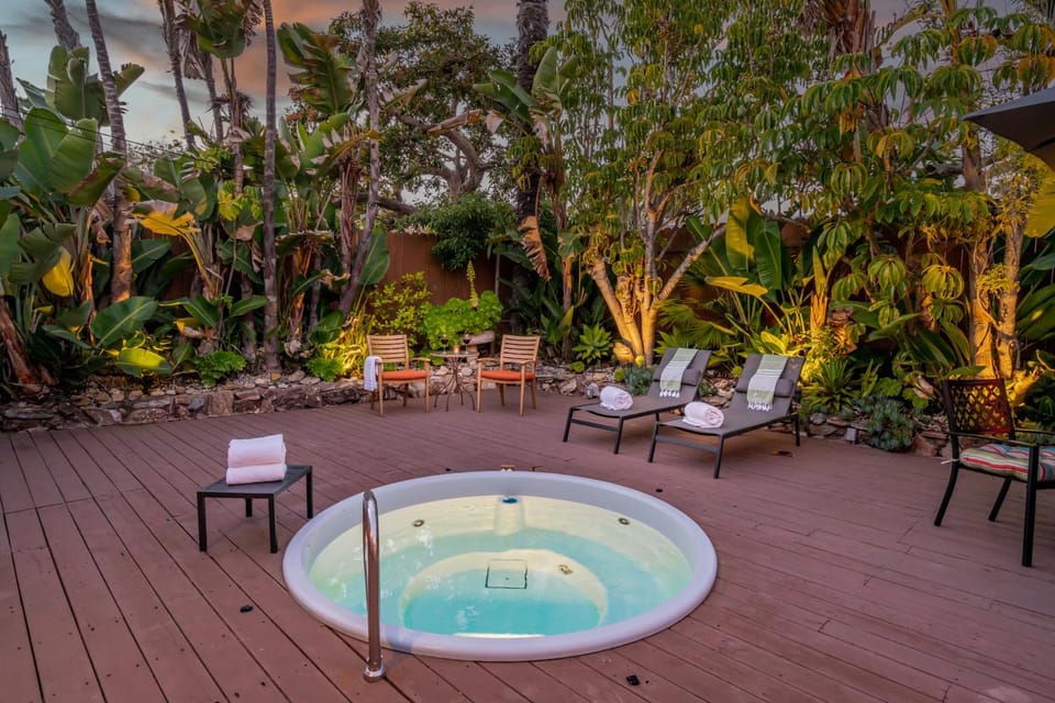 Bluewater Retreat by Paradise Retreats Villa in Santa Barbara