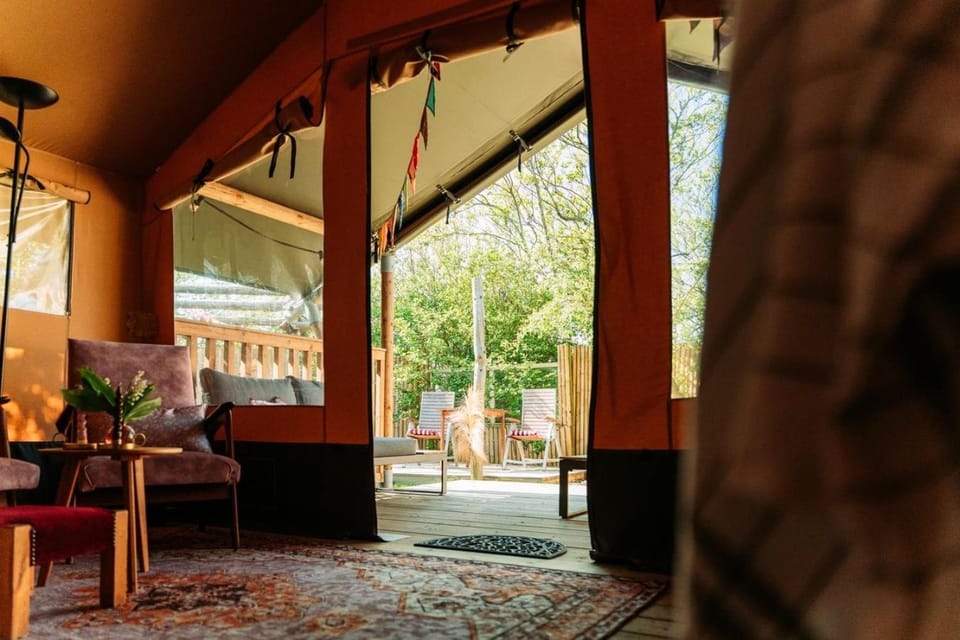 SoulSafari aan Zee Luxury tent in Julianadorp
