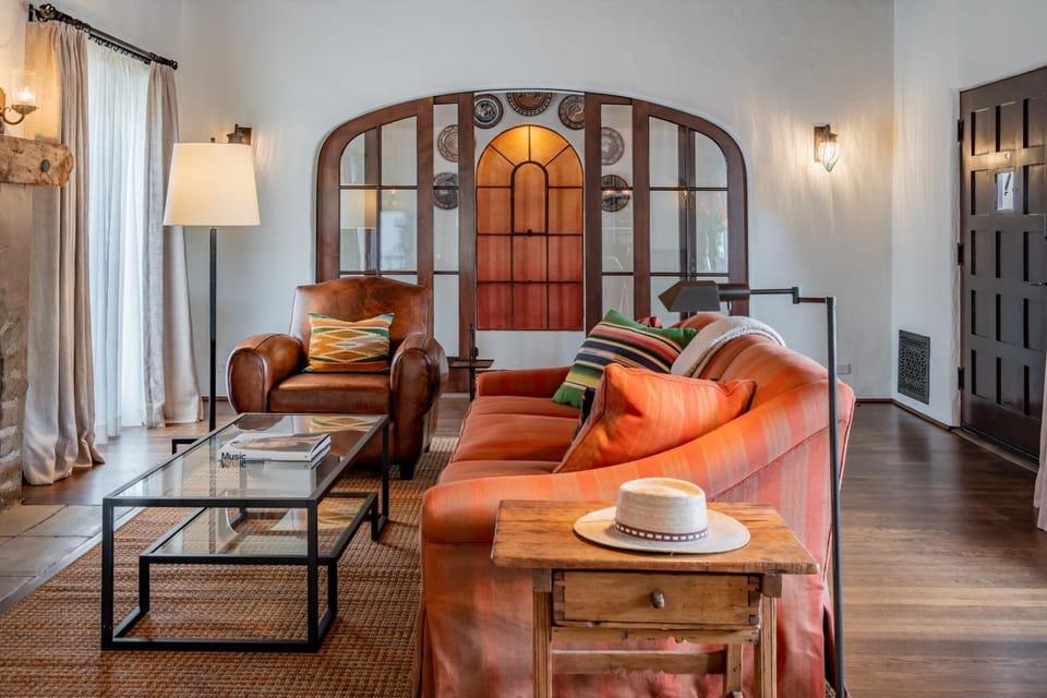 Casa del Sol by Paradise Retreats Villa in Santa Barbara
