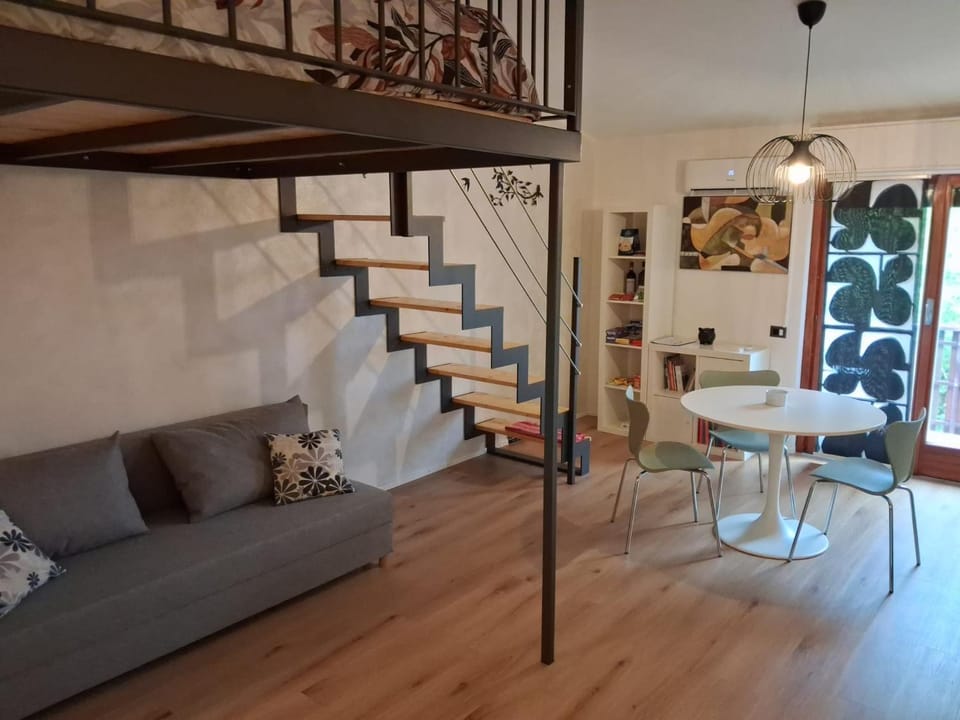 Alfaro54 Apartment in Como