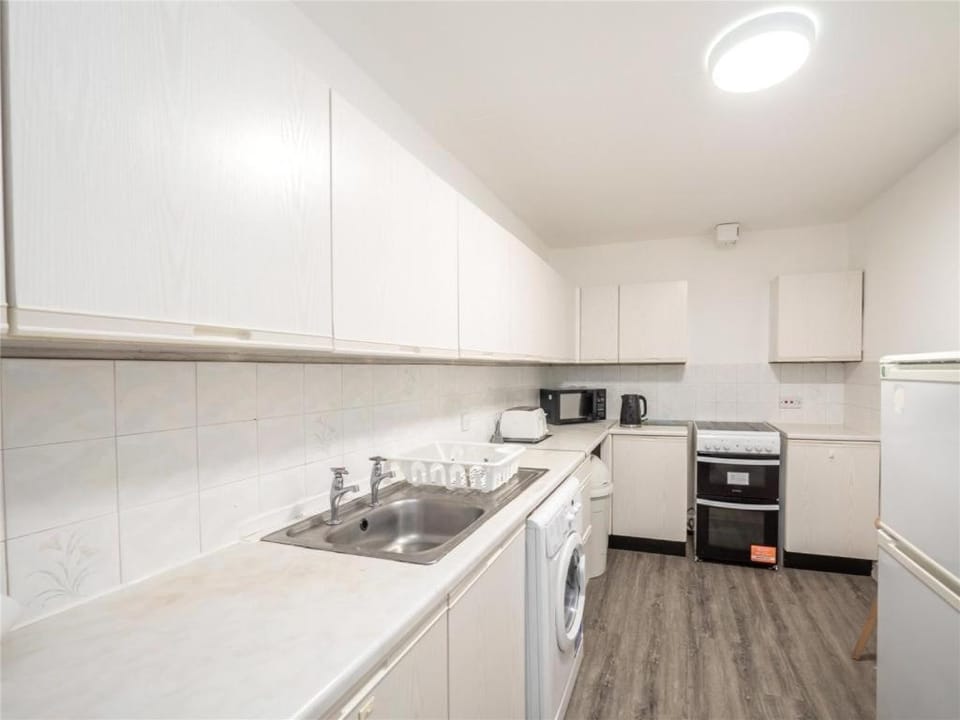 Spacious city center main door 3 bedrooms flat Apartment in Edinburgh