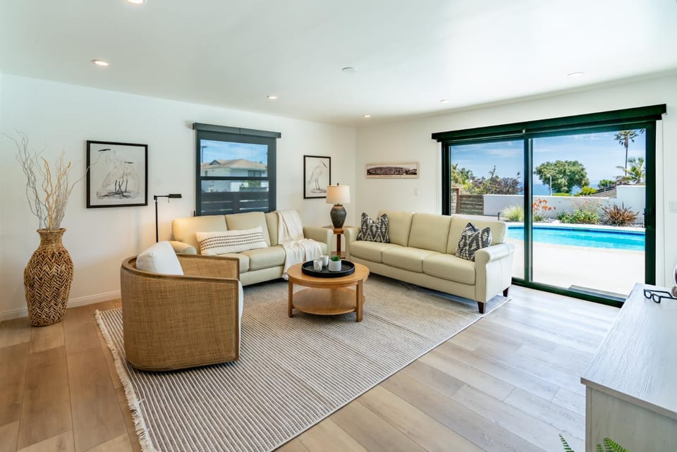 Coastal Escape by Paradise Retreats Villa in Santa Barbara