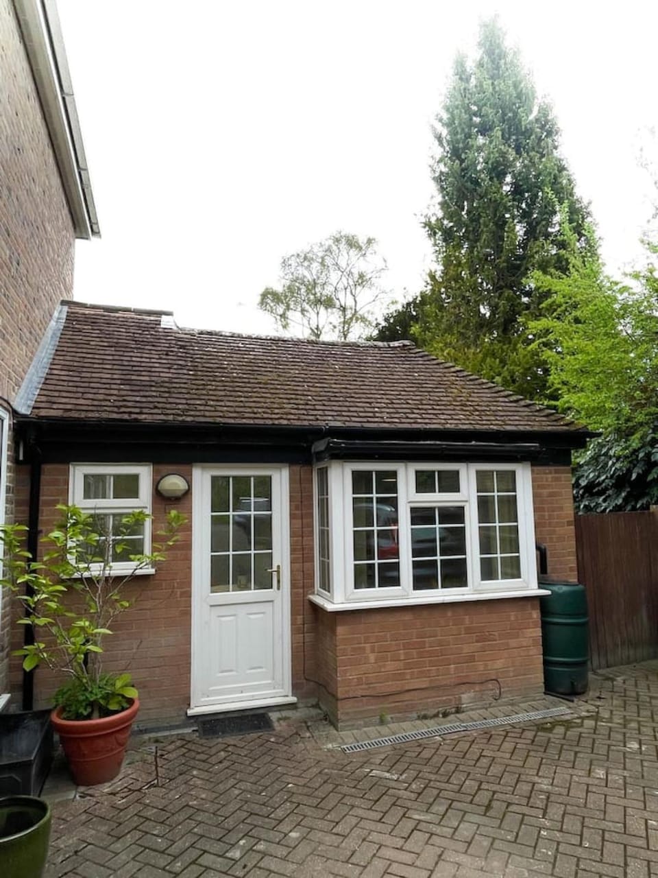 Convenient Studio near Addenbrookes with Parking Apartment in Cambridge
