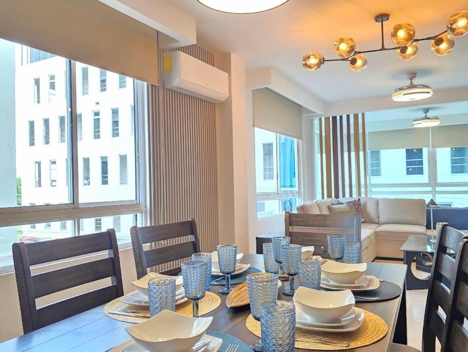 Charming Apartment on the Cinta Costera N#5 Apartment in Panama City, Panama