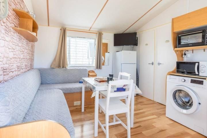 La Baie de la tranquilité Campground/ 
RV Resort in Nouvelle-Aquitaine