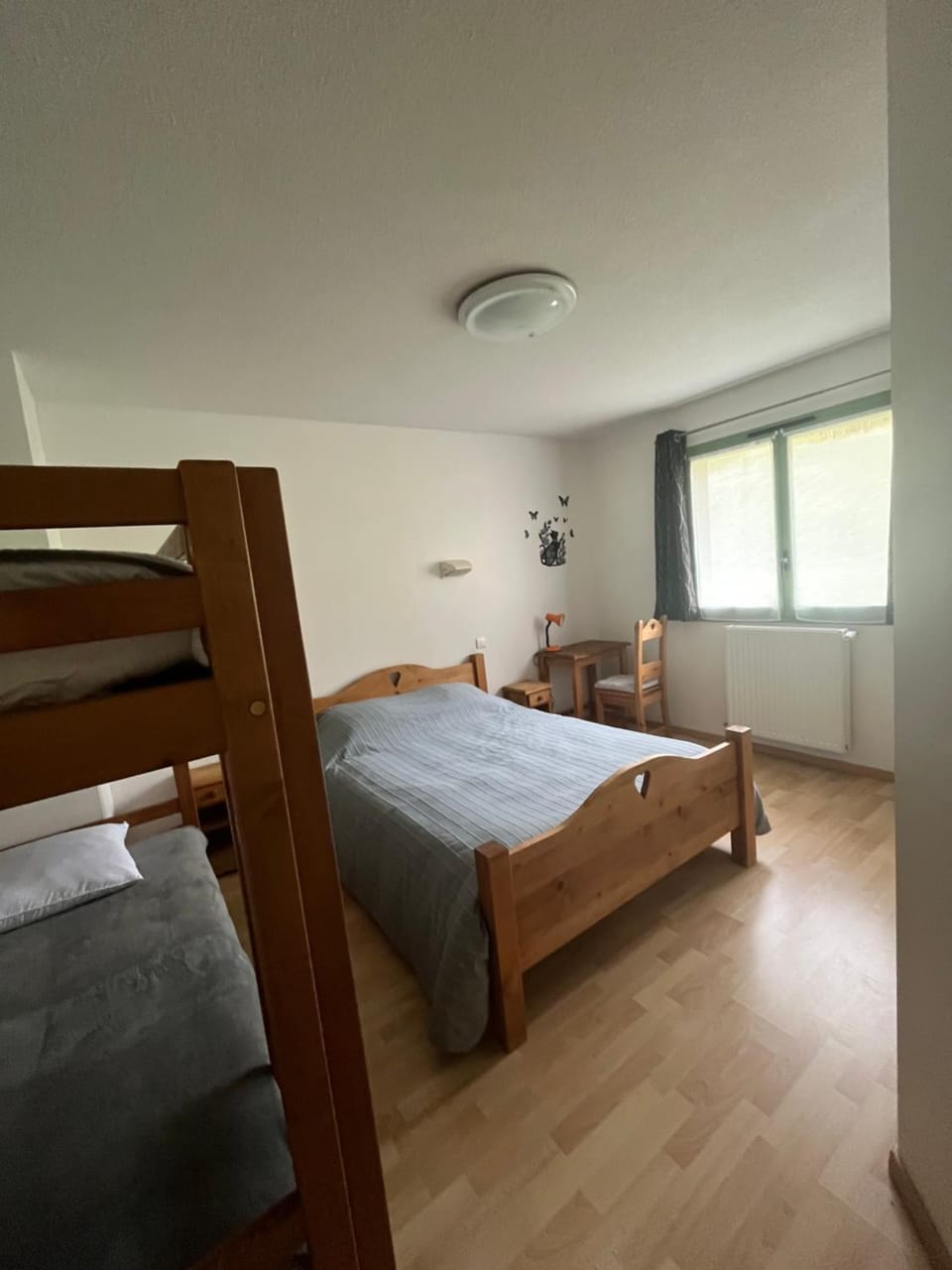 Bed, Photo of the whole room, Bedroom, bunk bed