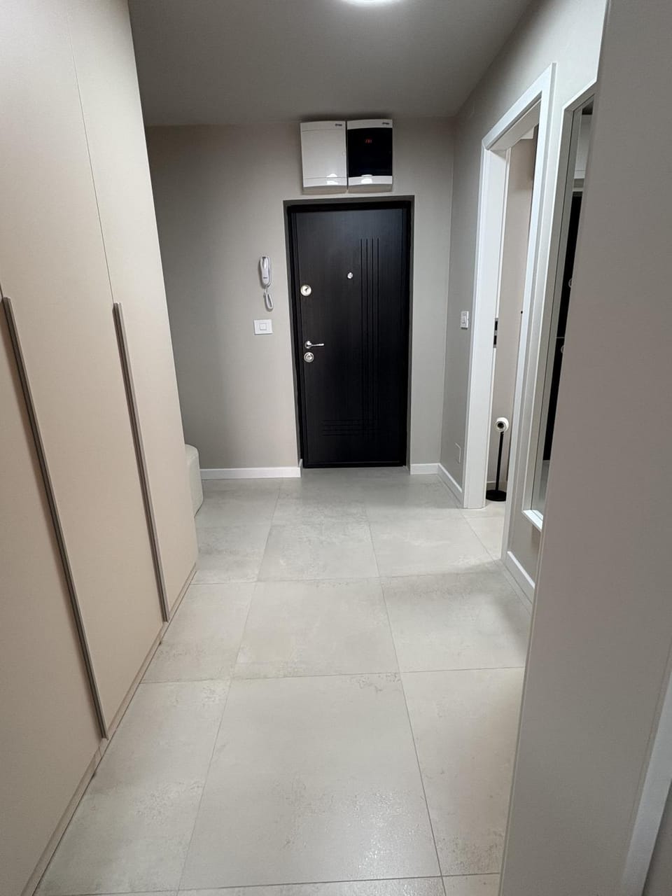 Lobby or reception, wardrobe
