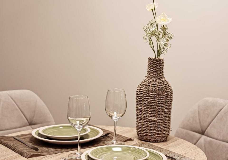 Decorative detail, Dining area