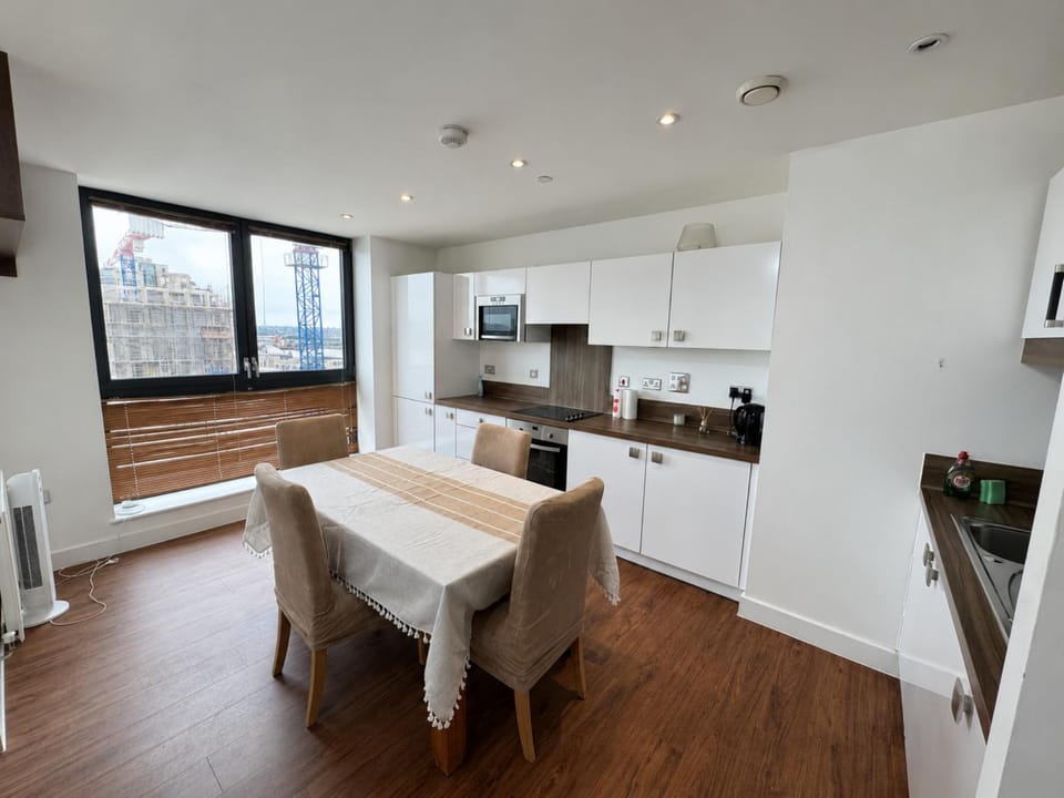 Kitchen or kitchenette, Dining area, dishwasher, oven, stove, toaster