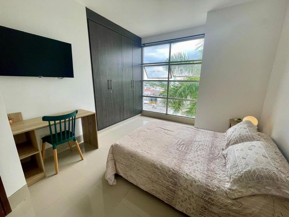 Photo of the whole room, Bedroom