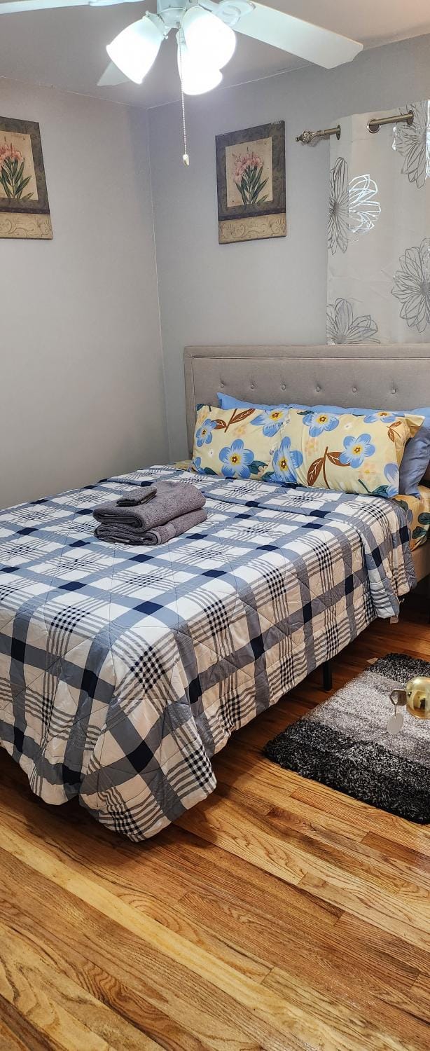 Happiness queen room 3 Vacation rental in East Orange